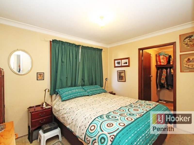 Photo - 55 Kareela Avenue, Penrith NSW 2750 - Image 6