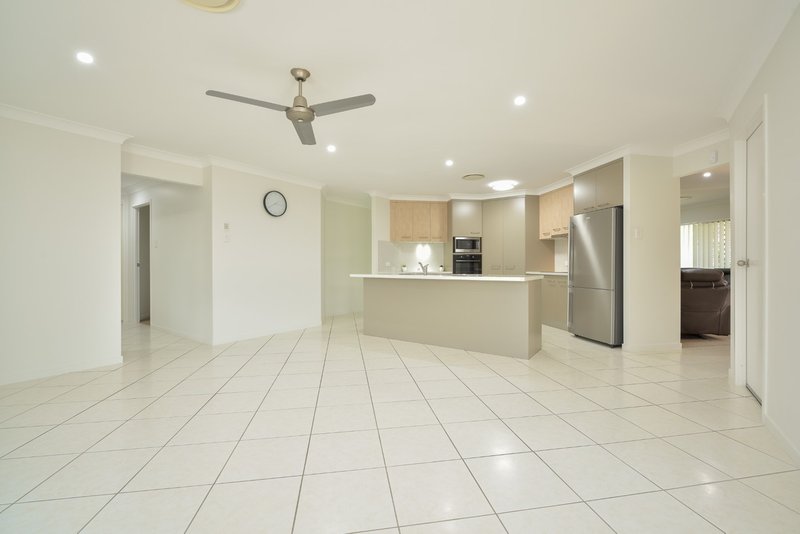 Photo - 55 Katrina Boulevard, New Auckland QLD 4680 - Image 3