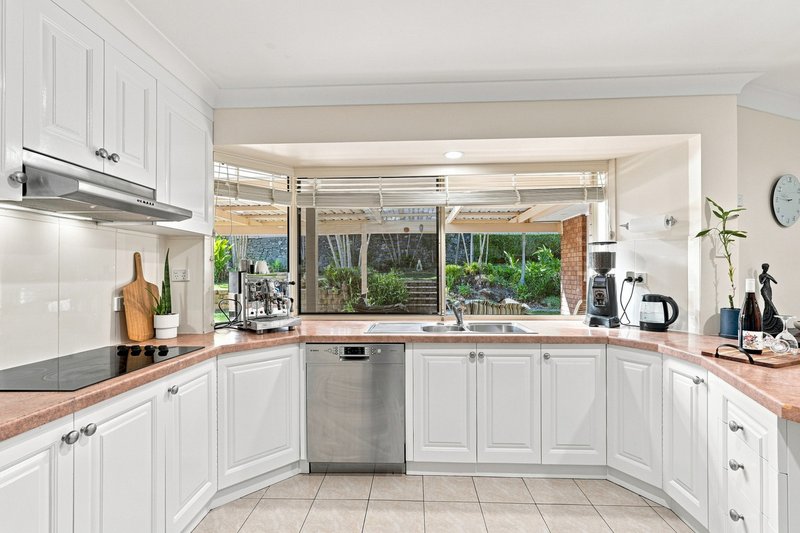 Photo - 55 Kilmorey Street, Carindale QLD 4152 - Image 5