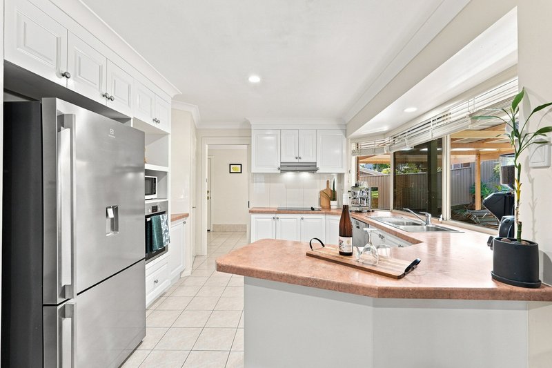 Photo - 55 Kilmorey Street, Carindale QLD 4152 - Image 7