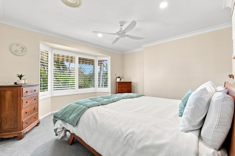 Photo - 55 Kilmorey Street, Carindale QLD 4152 - Image 17