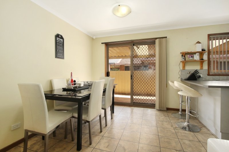 Photo - 5/5 La Fontaine Avenue, Lavington NSW 2641 - Image 6