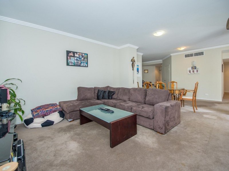 Photo - 5/5 Laman Street, Nelson Bay NSW 2315 - Image 3