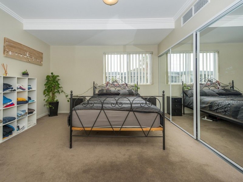 Photo - 5/5 Laman Street, Nelson Bay NSW 2315 - Image 13