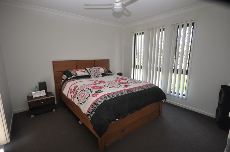 Photo - 55 Lennon Blvd , Narangba QLD 4504 - Image 10