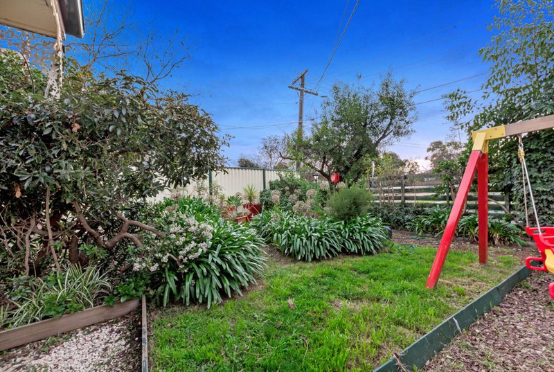 Photo - 55 Lloyd Avenue, Reservoir VIC 3073 - Image 11