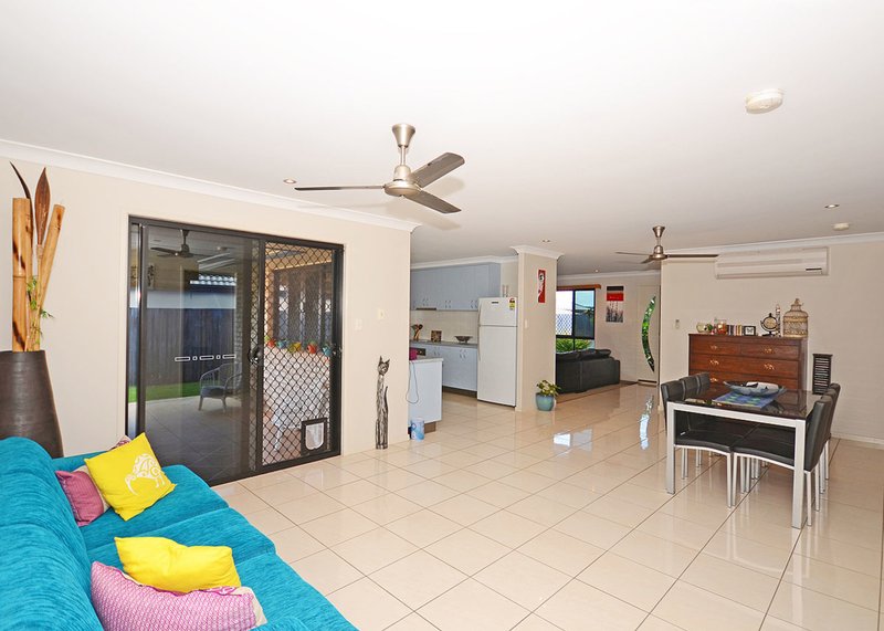 Photo - 55 Lucas Drive, Burrum Heads QLD 4659 - Image 6