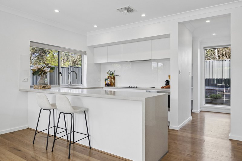 Photo - 55 Macfarland Crescent, Chifley ACT 2606 - Image 11