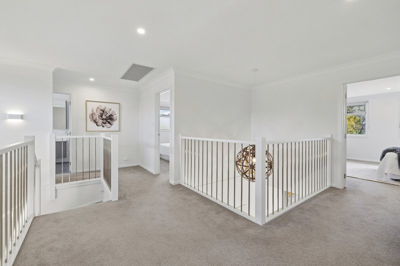 Photo - 55 Macfarland Crescent, Chifley ACT 2606 - Image 15