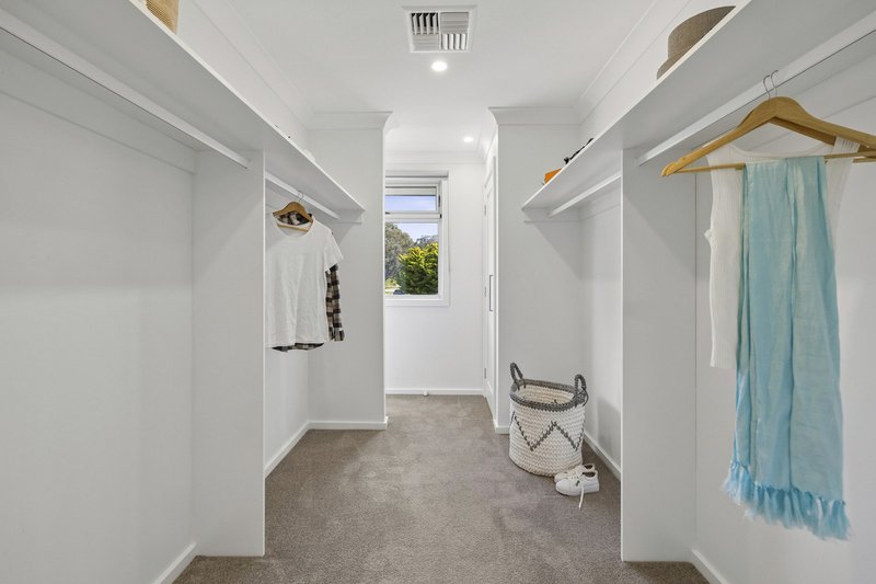 Photo - 55 Macfarland Crescent, Chifley ACT 2606 - Image 18