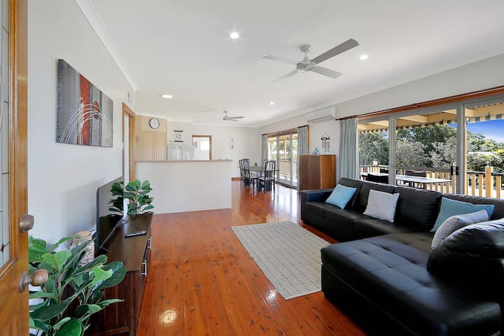 Photo - 55 Mackerel Street, Woodgate QLD 4660 - Image 4