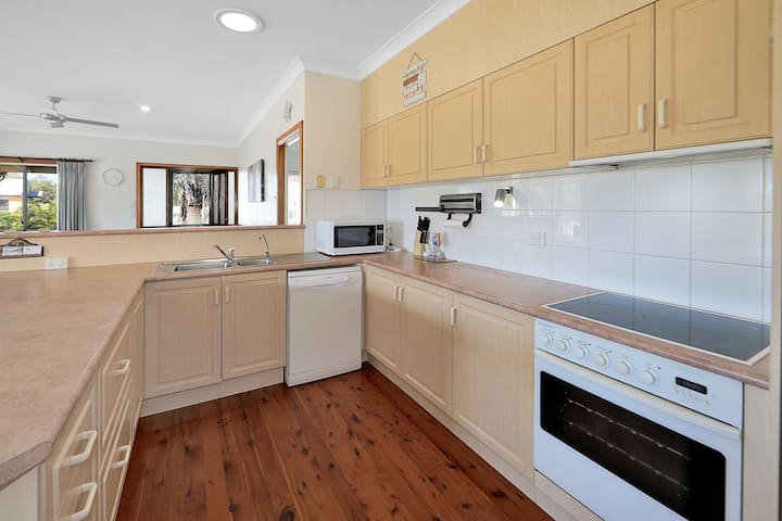 Photo - 55 Mackerel Street, Woodgate QLD 4660 - Image 7