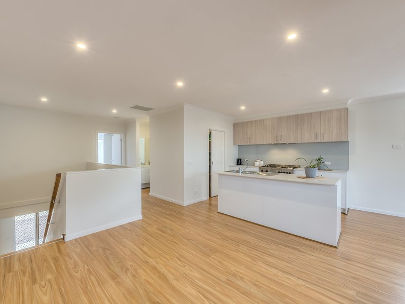 Photo - 55 Mainsail Drive, St Leonards VIC 3223 - Image 5