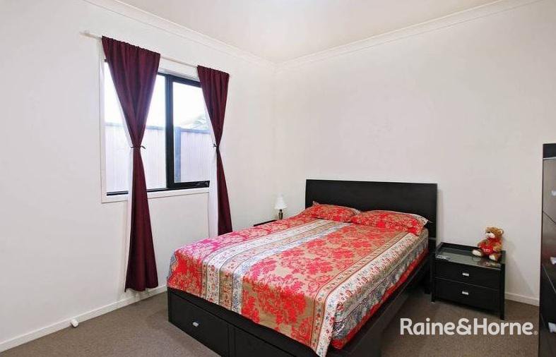 Photo - 55 Manny Paul Circuit, Burnside Heights VIC 3023 - Image 11