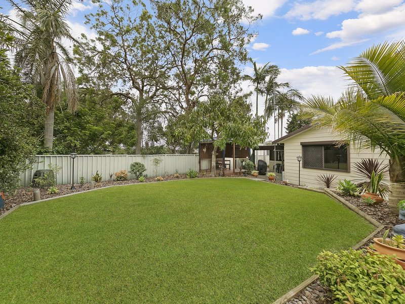 Photo - 55 Manoa Road, Budgewoi NSW 2262 - Image 6