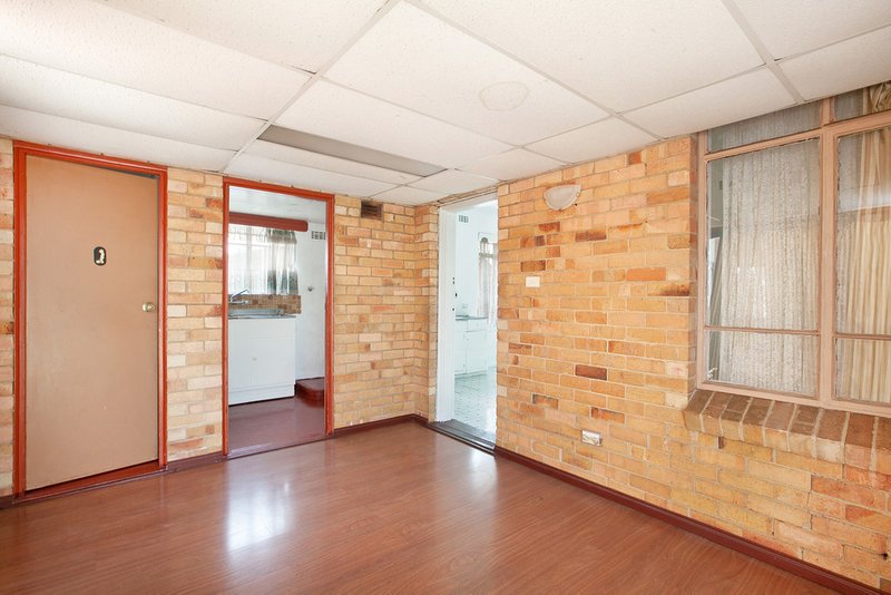 Photo - 55 Marchant Avenue, Reservoir VIC 3073 - Image 8