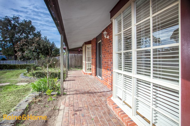 Photo - 55 Mcewen Drive, Sunbury VIC 3429 - Image 16