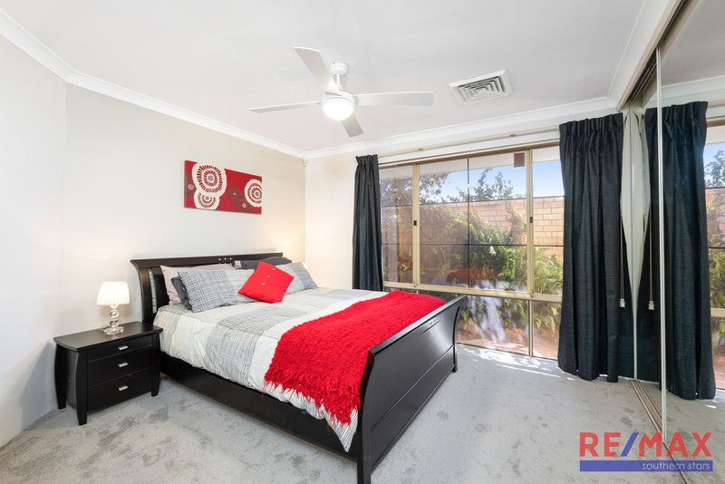 Photo - 55 Mckivett Crescent, Leeming WA 6149 - Image 18