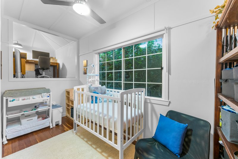 Photo - 55 Mclennan Street, Woody Point QLD 4019 - Image 8