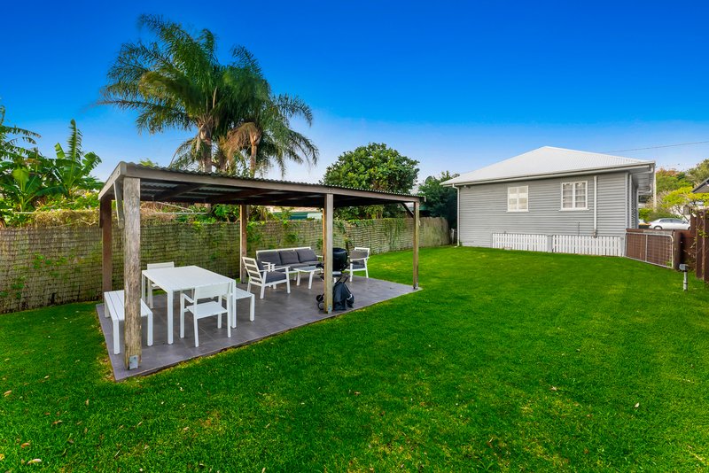 Photo - 55 Mclennan Street, Woody Point QLD 4019 - Image 12