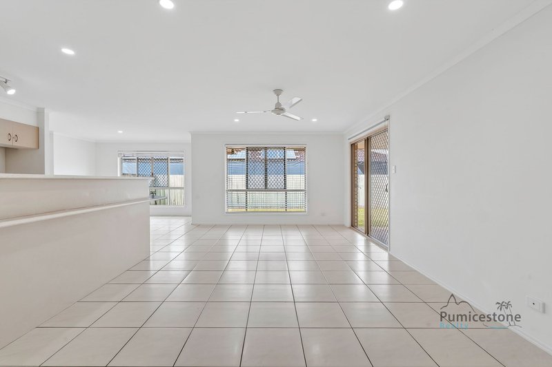 Photo - 55 Michael Avenue, Morayfield QLD 4506 - Image 6