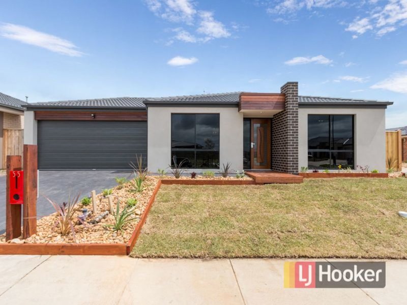 55 Mickleham Drive, Cranbourne North VIC 3977