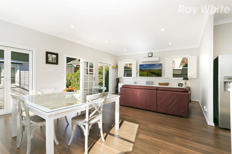 Photo - 55 Mirreen Ave , Davistown NSW 2251 - Image 6