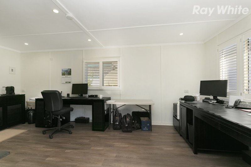 Photo - 55 Mirreen Ave , Davistown NSW 2251 - Image 10