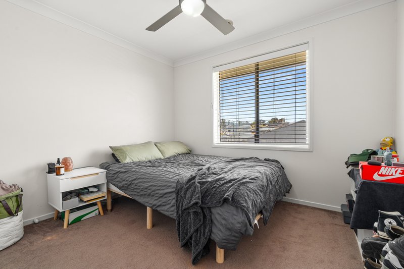 Photo - 55 Molloy Drive, Orange NSW 2800 - Image 9