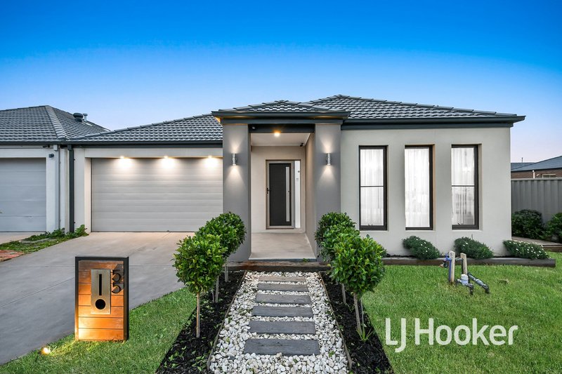 55 Nelson Street, Cranbourne East VIC 3977