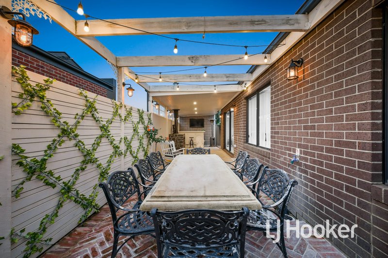 Photo - 55 Nelson Street, Cranbourne East VIC 3977 - Image 15