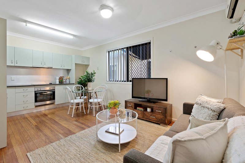 Photo - 5/5 Norman Street, Annerley QLD 4103 - Image 2