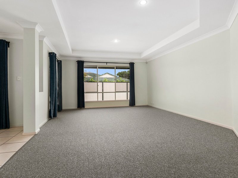 Photo - 55 Oak Street, Cooroy QLD 4563 - Image 3