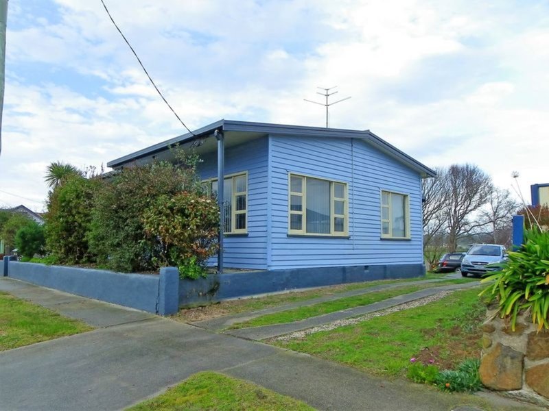 Photo - 55 Old Bass Highway, Wynyard TAS 7325 - Image 2