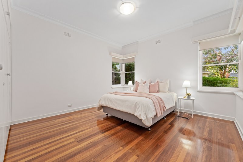 Photo - 55 Outlook Drive, Camberwell VIC 3124 - Image 8