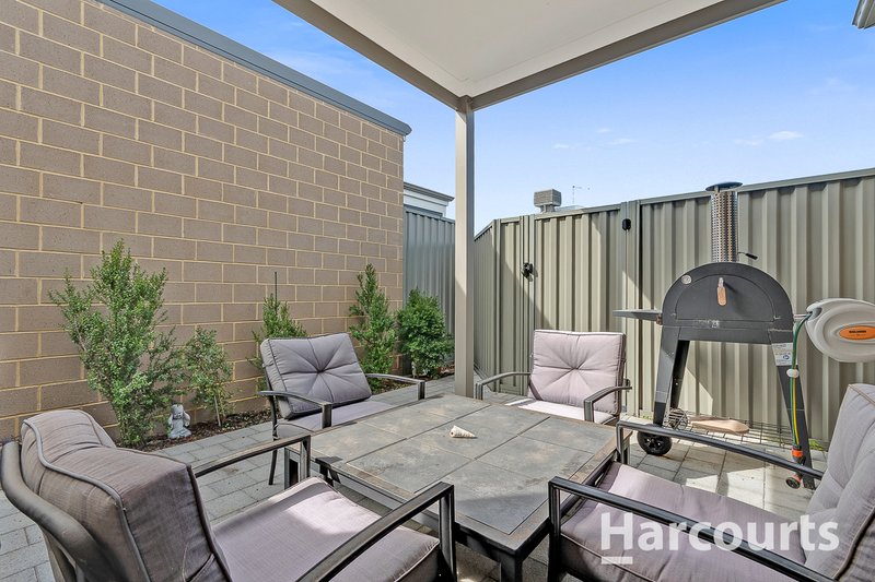 Photo - 55 Oval Vista, Ellenbrook WA 6069 - Image 25