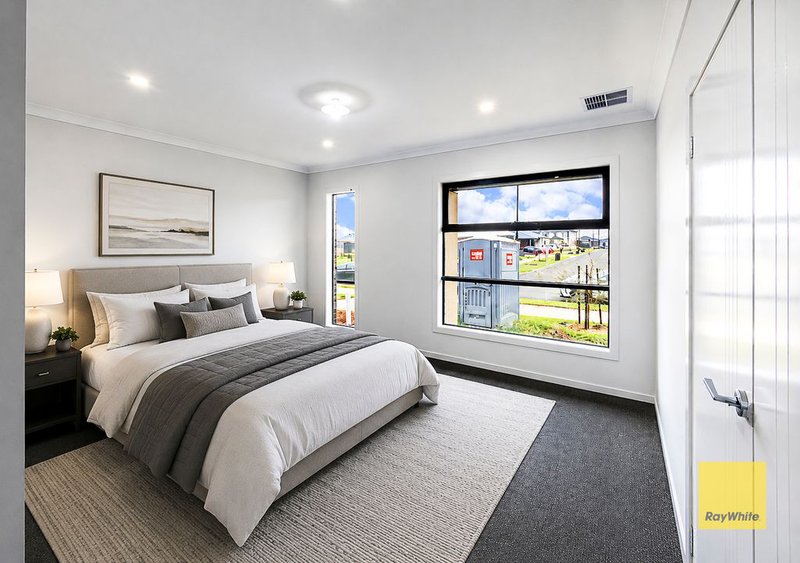 Photo - 55 Palara Drive, Strathtulloh VIC 3338 - Image 2