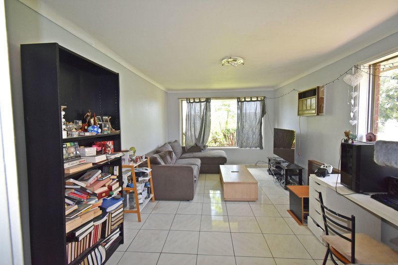 Photo - 55 Palmerston Road, Fairfield West NSW 2165 - Image 3