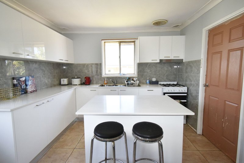 Photo - 55 Palmerston Road, Fairfield West NSW 2165 - Image 5