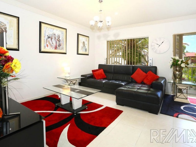 Photo - 55 Paradise Springs Ave , Robina QLD 4226 - Image 3