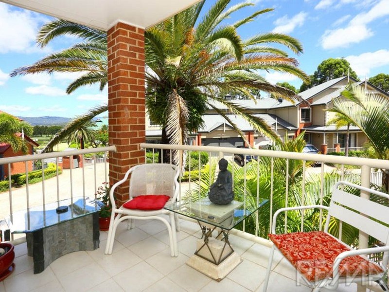 Photo - 55 Paradise Springs Ave , Robina QLD 4226 - Image 6