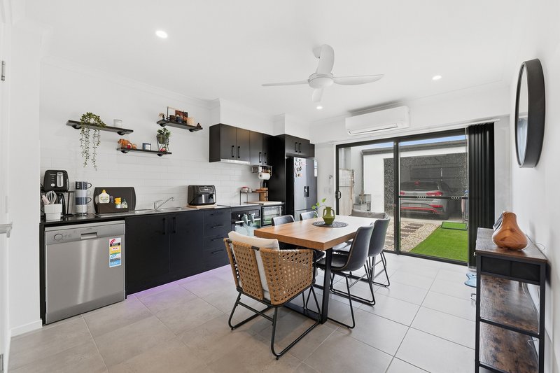 Photo - 55 Park Avenue, Nirimba QLD 4551 - Image 2