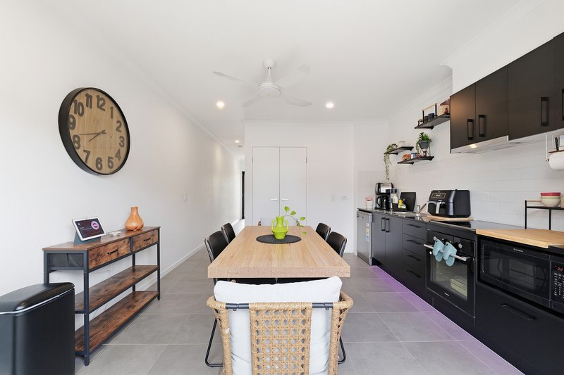 Photo - 55 Park Avenue, Nirimba QLD 4551 - Image 4