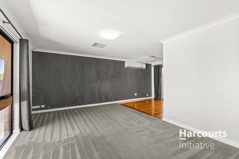 Photo - 55 Parkway Road, Bibra Lake WA 6163 - Image 4