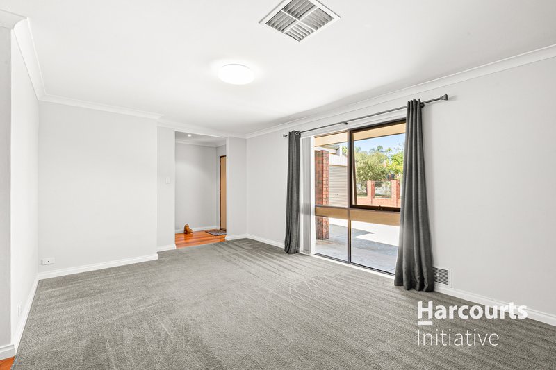 Photo - 55 Parkway Road, Bibra Lake WA 6163 - Image 6