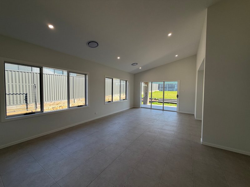 Photo - 55 Patrick Drive, Cooranbong NSW 2265 - Image 3
