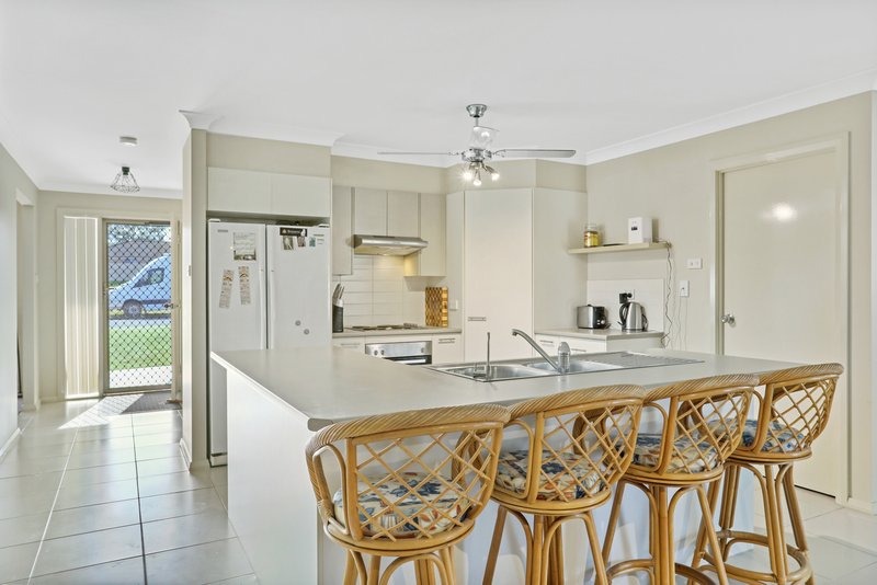 Photo - 55 Peachey Circuit, Karuah NSW 2324 - Image 10