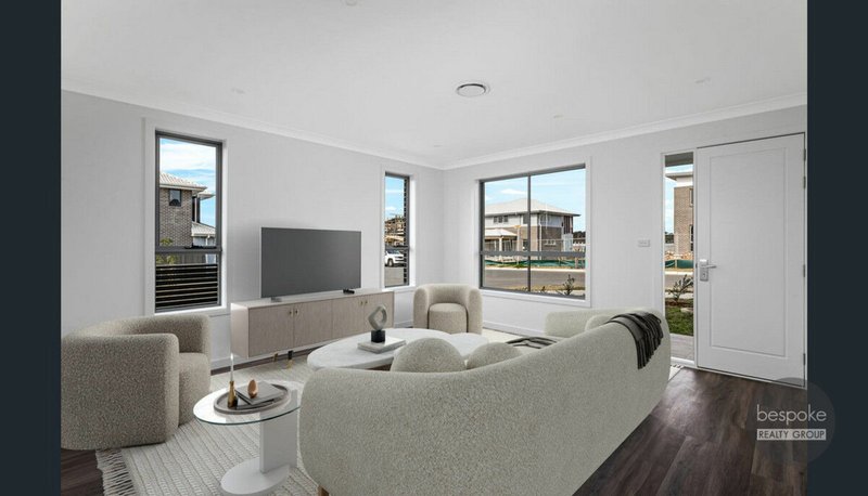 Photo - 55 Peartree Circuit, Werrington NSW 2747 - Image 8