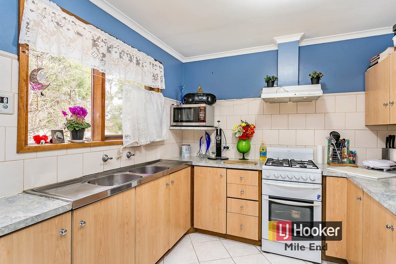 Photo - 55 Piper Street, Parafield Gardens SA 5107 - Image 5