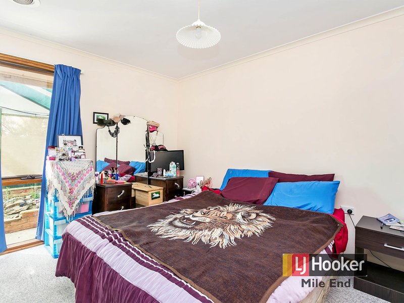 Photo - 55 Piper Street, Parafield Gardens SA 5107 - Image 7